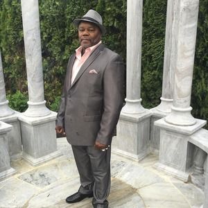 Meet your Posher, Leroy